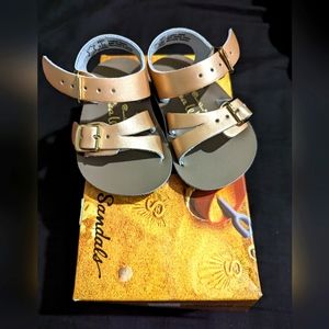 Sun-San Salt Water Sandals. Sea Wees. Rose Gold. New in Box. Never Worn  EC
